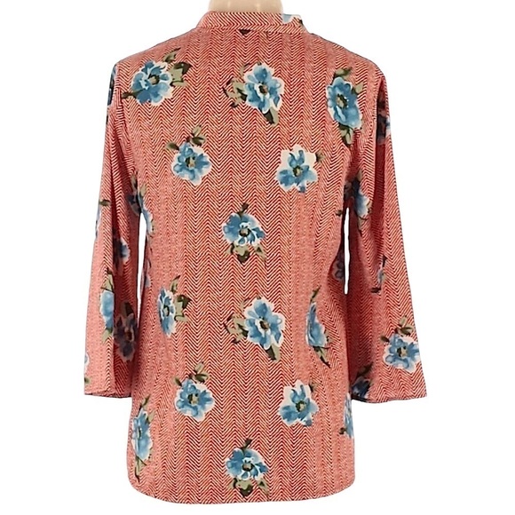 🌺 Les Amis Chevron Floral Print Tie Neck Blouse Size S NWT - Picture 3 of 9